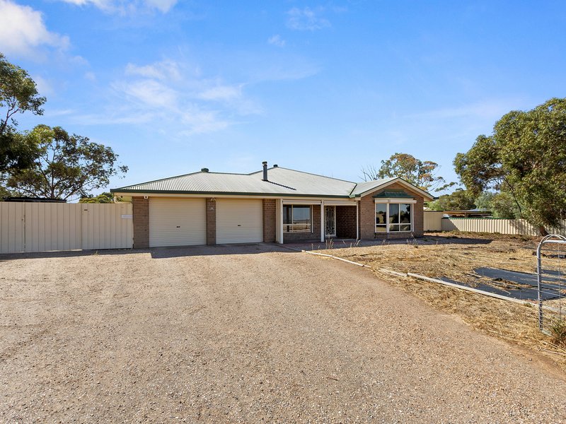 Photo - 35 Cliff Road, Roseworthy SA 5371 - Image 2