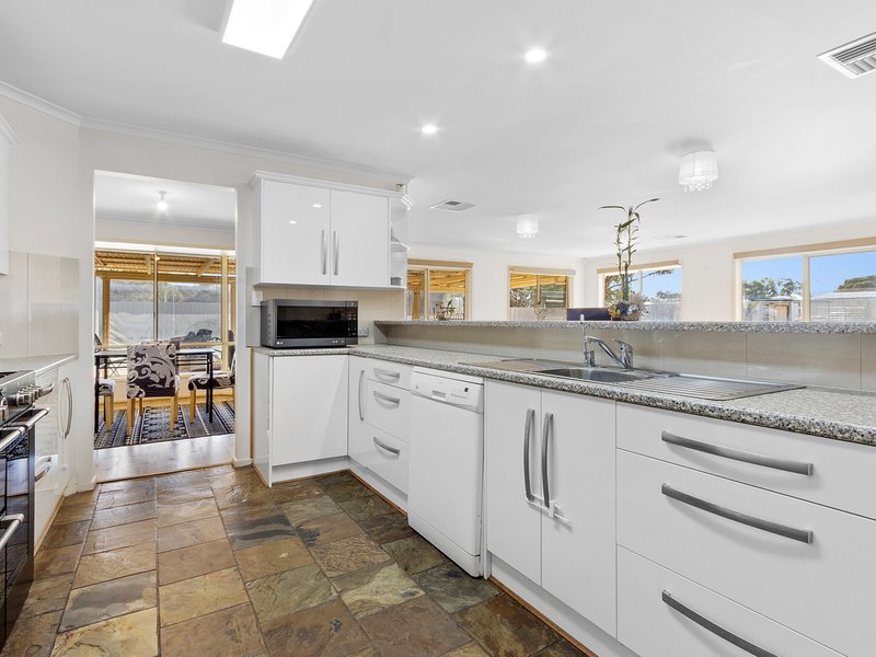 Photo - 35 Cliff Road, Roseworthy SA 5371 - Image 8