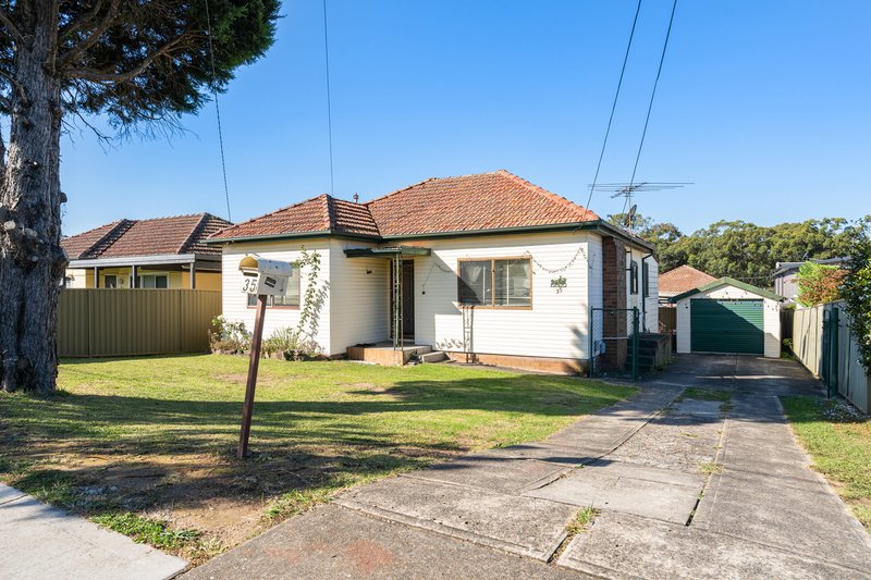 35 Clucas Road, Regents Park NSW 2143