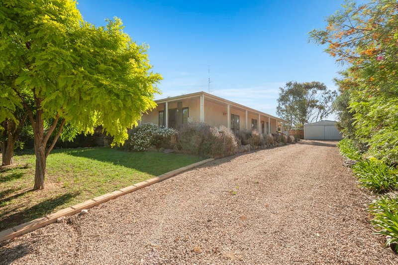 Photo - 35 Coast Road, Moonta Bay SA 5558 - Image 3