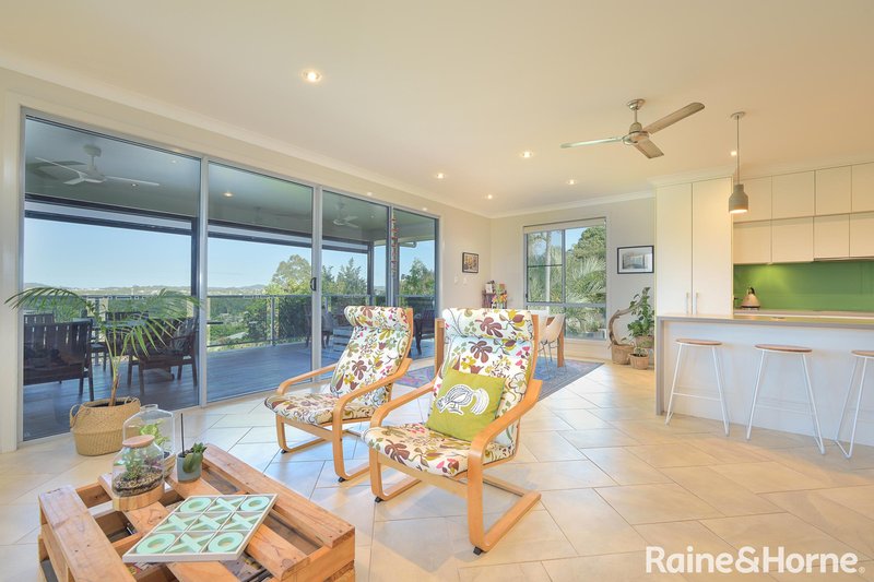 Photo - 35 Coolibah Street, Kin Kora QLD 4680 - Image 12