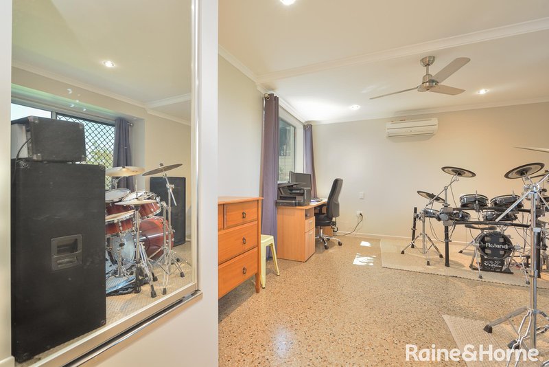 Photo - 35 Coolibah Street, Kin Kora QLD 4680 - Image 21