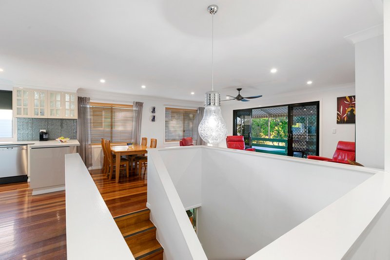 Photo - 35 Coolong Street, Mount Gravatt East QLD 4122 - Image 8