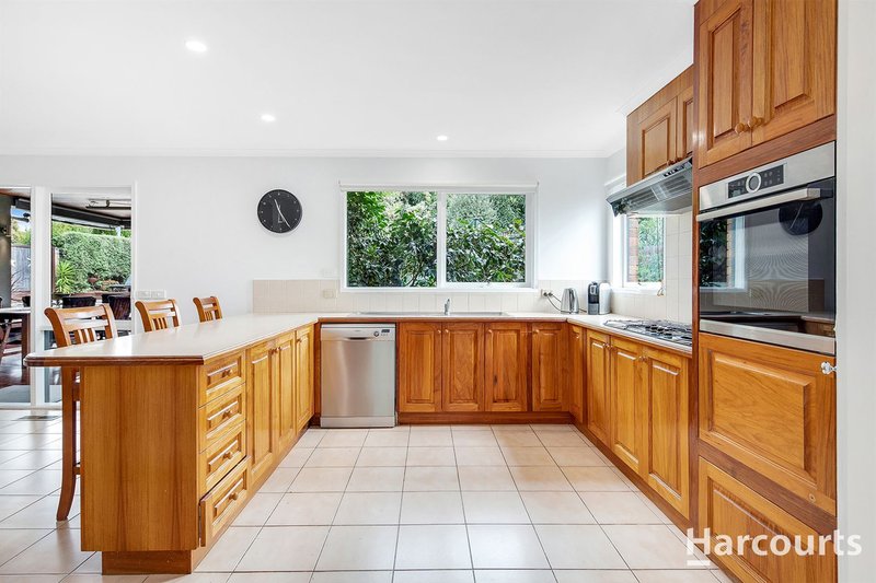 Photo - 35 Coonawarra Drive, Vermont South VIC 3133 - Image 7