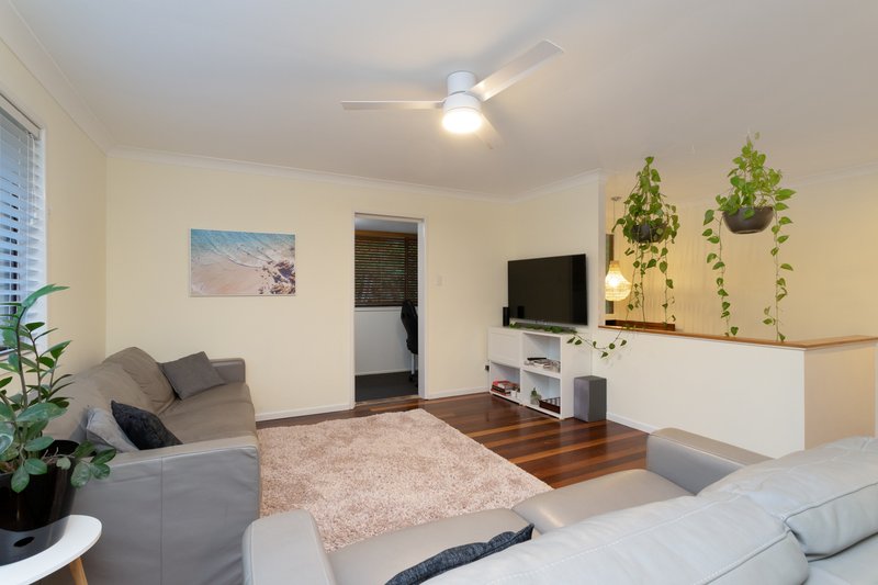 Photo - 35 Corrofin Street, Ferny Grove QLD 4055 - Image 5