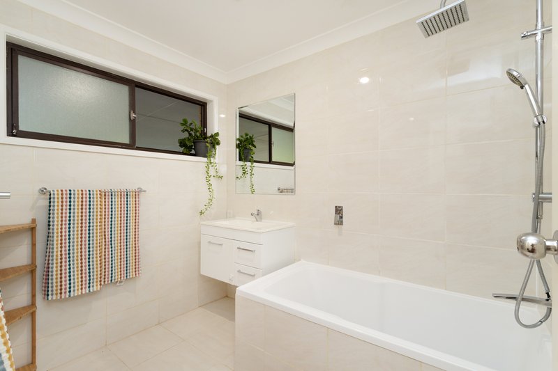 Photo - 35 Corrofin Street, Ferny Grove QLD 4055 - Image 11