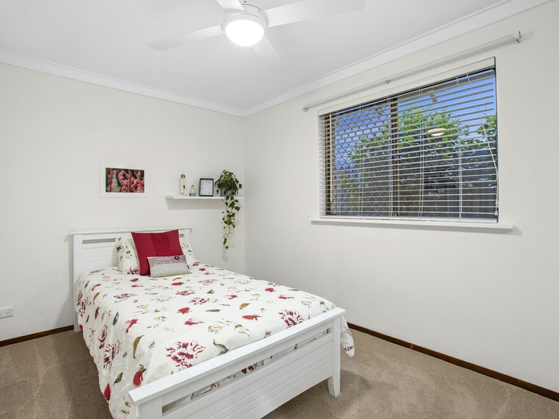 Photo - 35 Corsair Drive, Willetton WA 6155 - Image 7