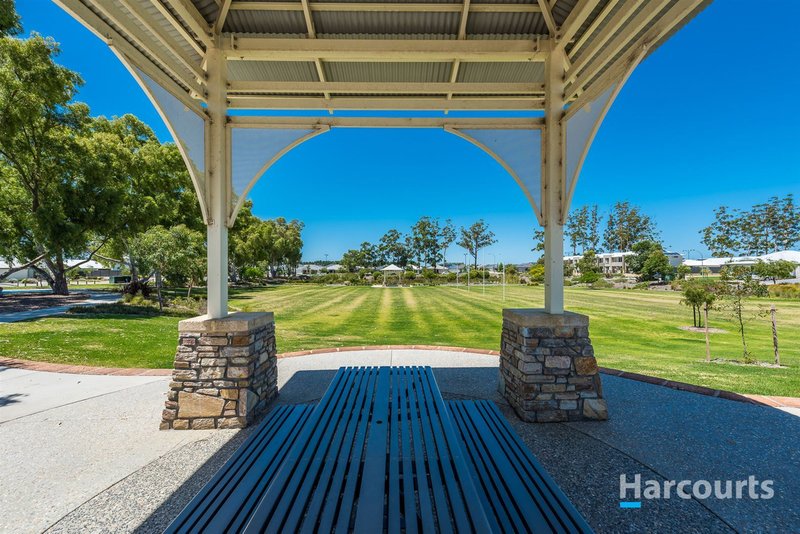 Photo - 35 Covenham Crescent, Aveley WA 6069 - Image 12