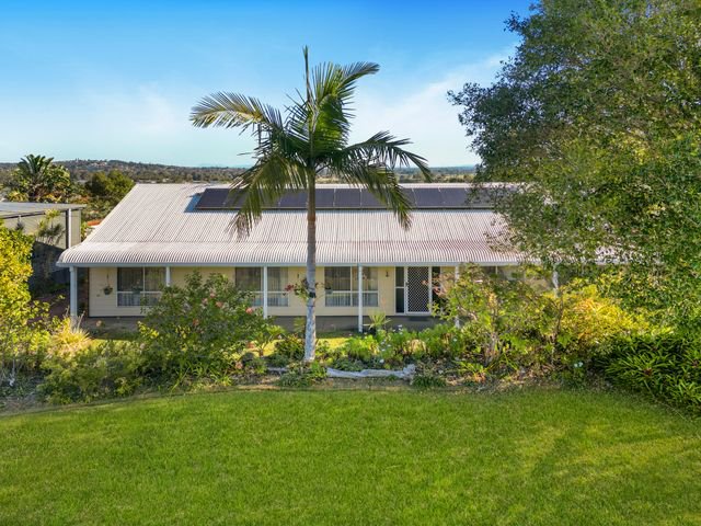 35 Cowra Street, Tanah Merah QLD 4128