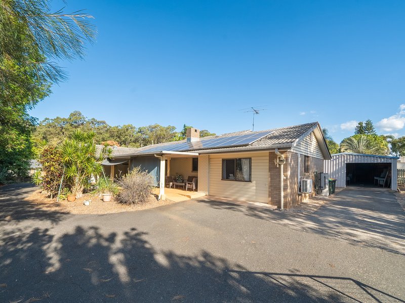 Photo - 35 Crestleigh Court, Morayfield QLD 4506 - Image 6