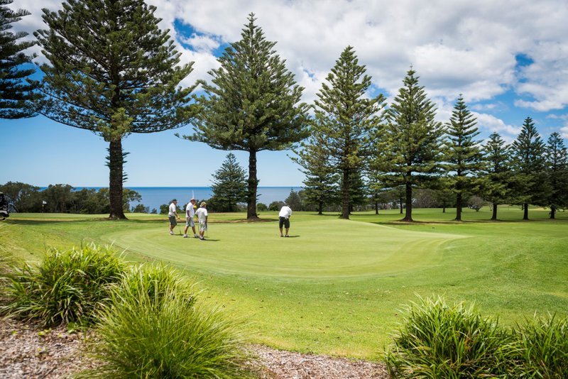 Photo - 35 Curringa Close, Glenning Valley NSW 2261 - Image 5