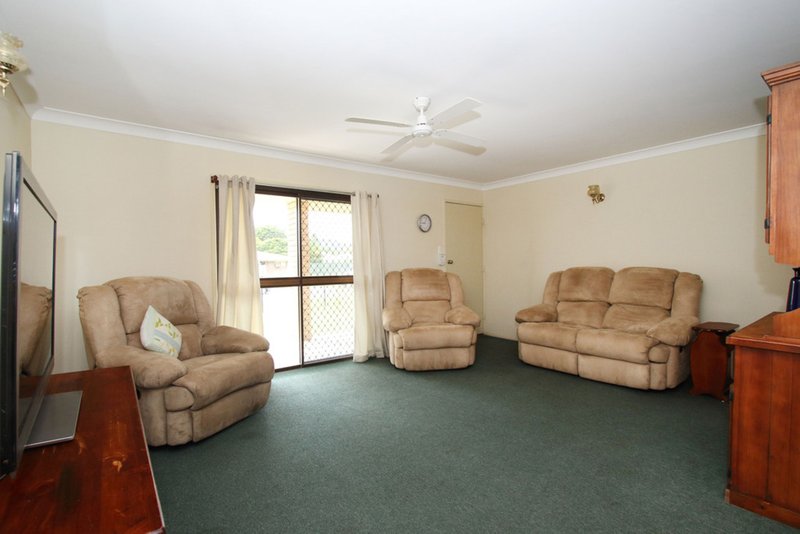 Photo - 35 Daniel Street, Lowood QLD 4311 - Image 9