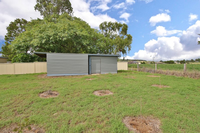 Photo - 35 Daniel Street, Lowood QLD 4311 - Image 17