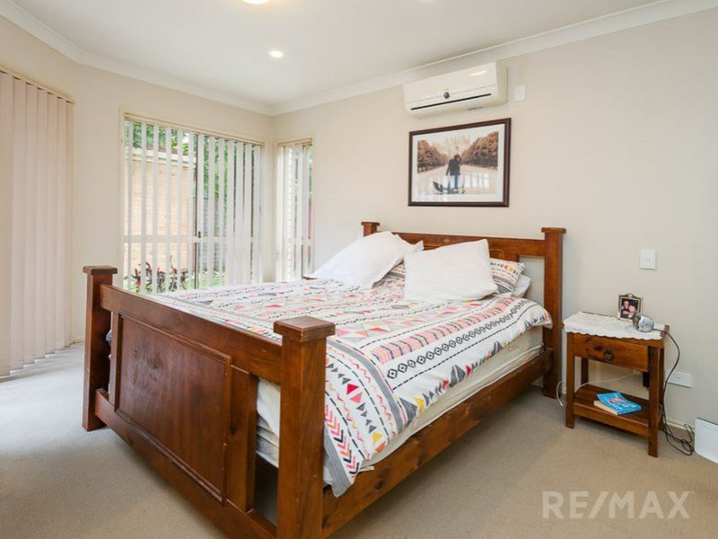 Photo - 35 Dartmouth Ct , Varsity Lakes QLD 4227 - Image 8