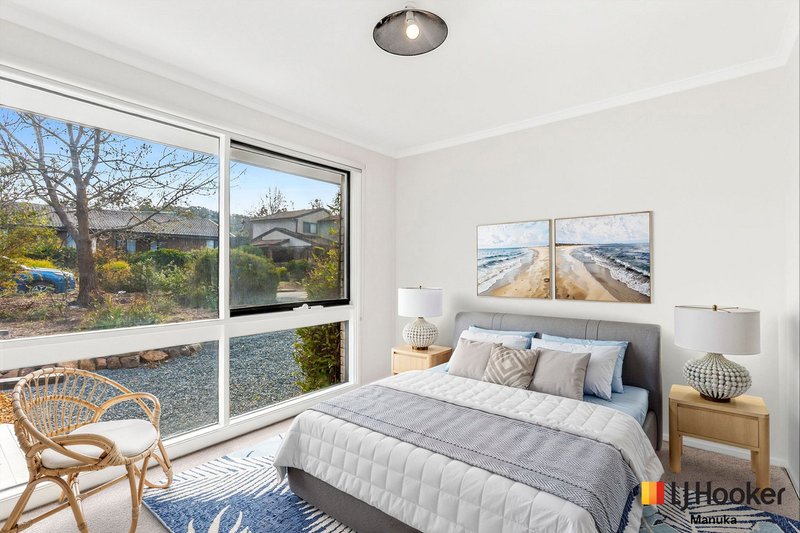 Photo - 35 Dash Crescent, Fadden ACT 2904 - Image 12