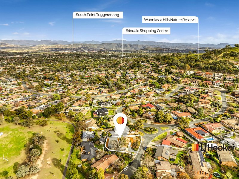 Photo - 35 Dash Crescent, Fadden ACT 2904 - Image 18