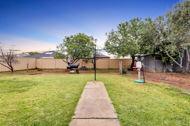 Photo - 35 Davison Crescent, Smithfield Plains SA 5114 - Image 23