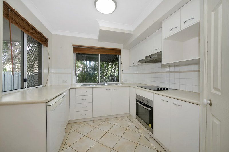 Photo - 3/5 Dawson Street, Yeerongpilly QLD 4105 - Image 2