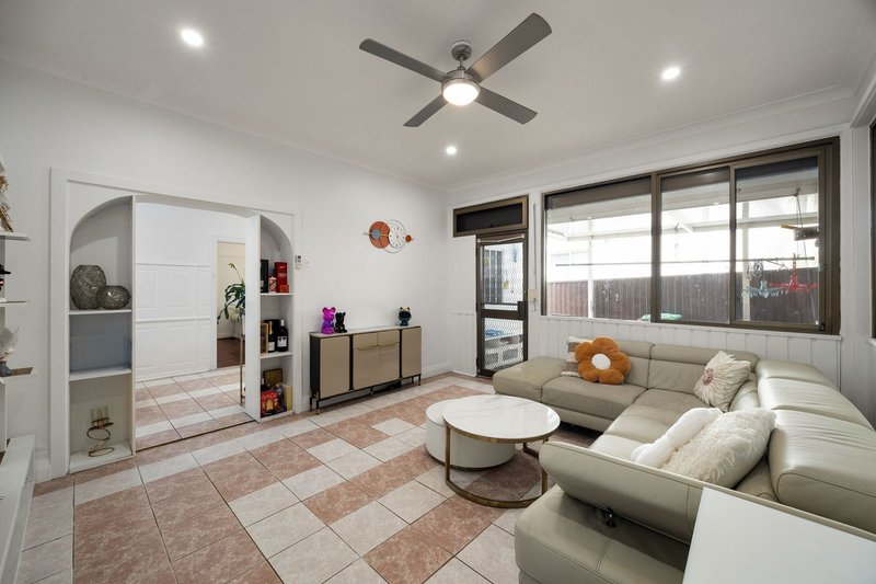 Photo - 35 Dean Street, Strathfield South NSW 2136 - Image 3