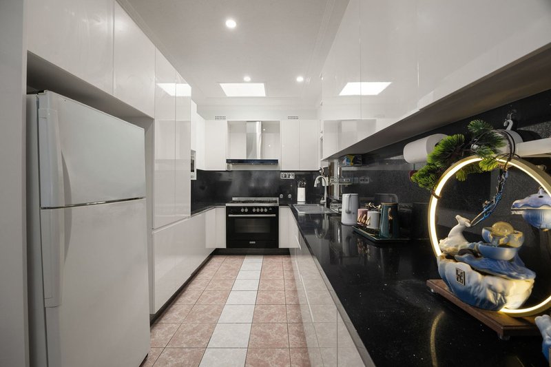 Photo - 35 Dean Street, Strathfield South NSW 2136 - Image 7