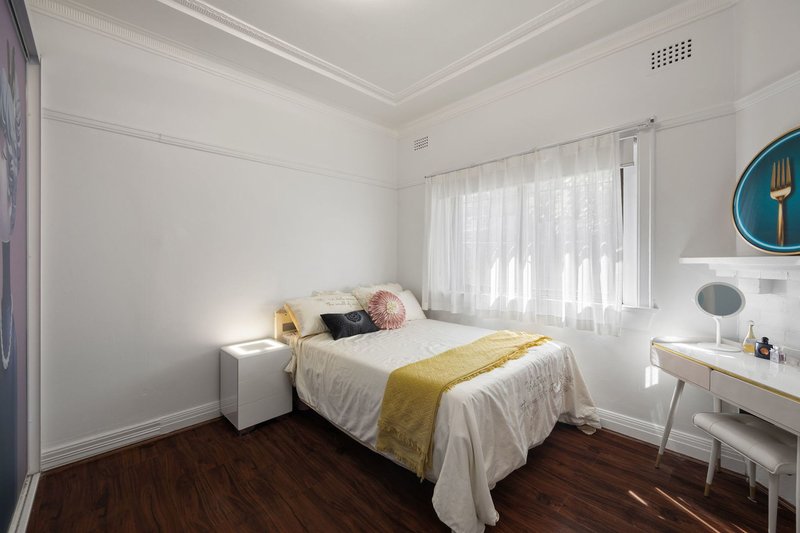 Photo - 35 Dean Street, Strathfield South NSW 2136 - Image 9