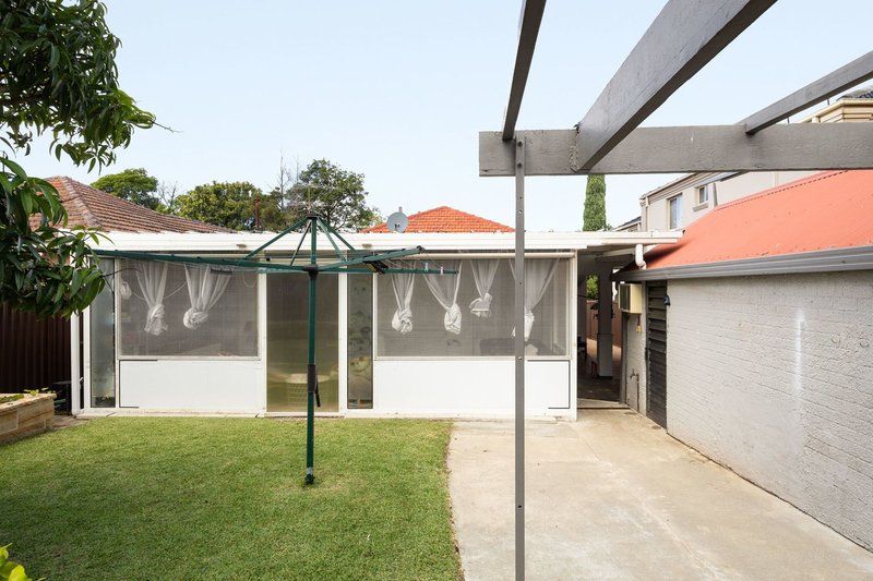 Photo - 35 Dean Street, Strathfield South NSW 2136 - Image 17