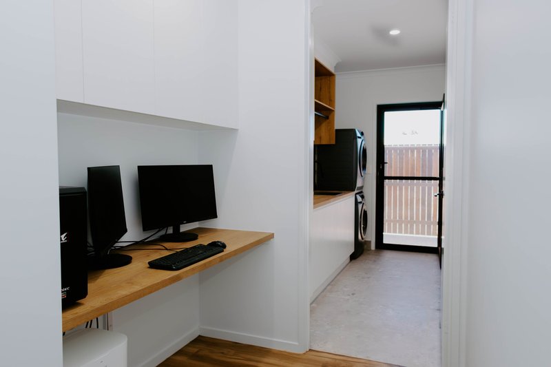 Photo - 35 Deering Place, Innes Park QLD 4670 - Image 17