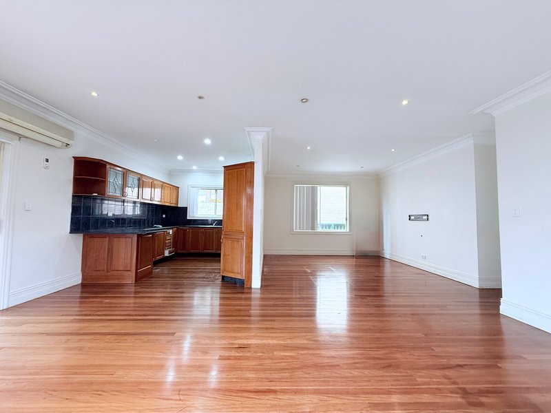 Photo - 35 Defoe Street, Wiley Park NSW 2195 - Image 4