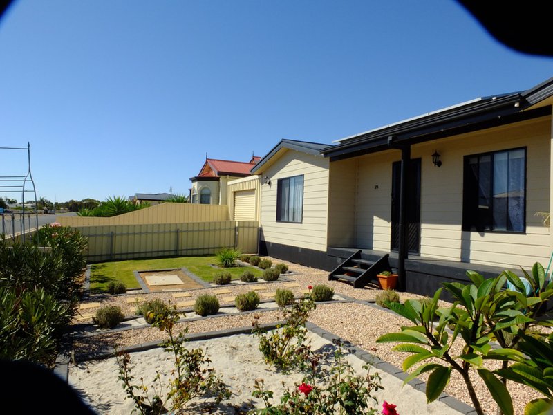 Photo - 35 Diagonal Road, Wallaroo SA 5556 - Image 24