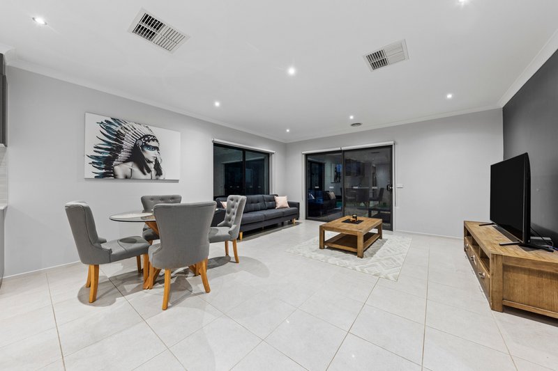 Photo - 35 Dodson Road, Officer VIC 3809 - Image 7