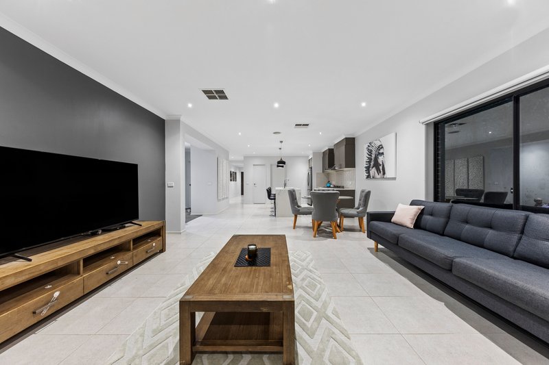 Photo - 35 Dodson Road, Officer VIC 3809 - Image 8