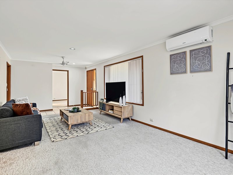 Photo - 35 Dolomite Street, Runcorn QLD 4113 - Image 4