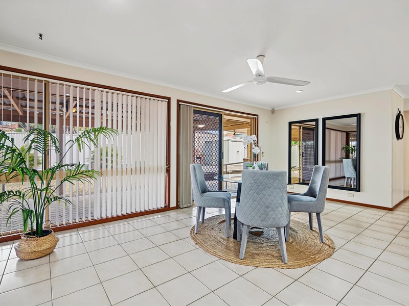 Photo - 35 Dolomite Street, Runcorn QLD 4113 - Image 6