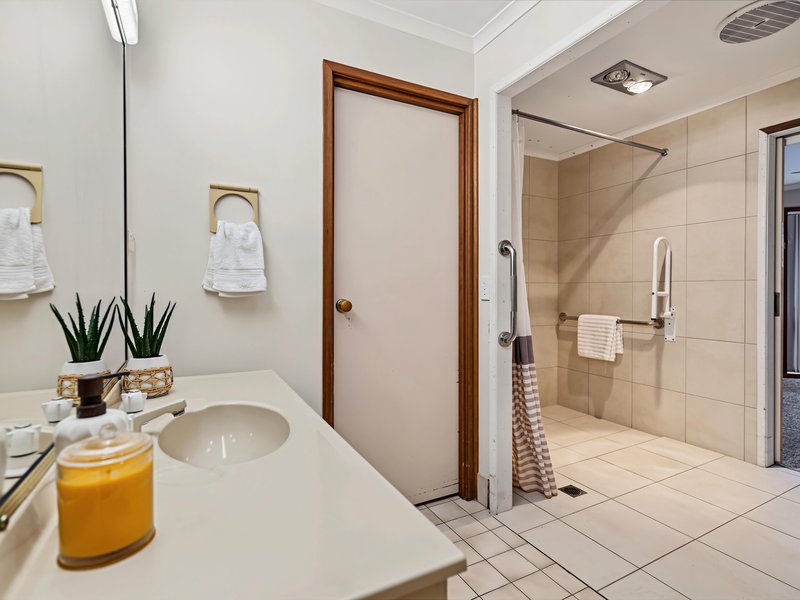 Photo - 35 Dolomite Street, Runcorn QLD 4113 - Image 14