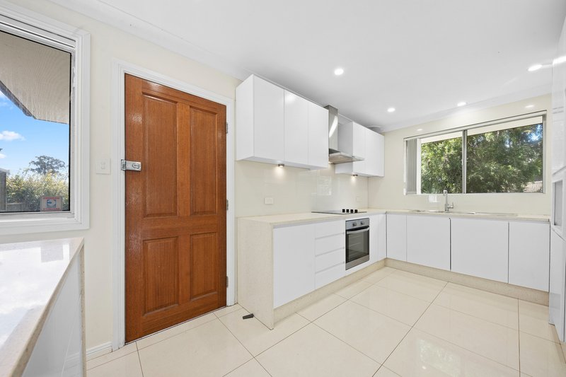 Photo - 35 Duffy St , Merrylands West NSW 2160 - Image 3