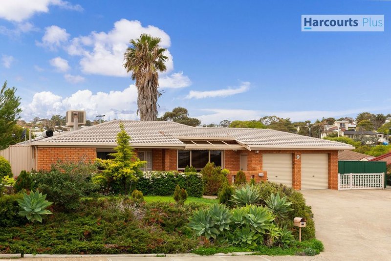 35 Dutchman Drive, Hallett Cove SA 5158