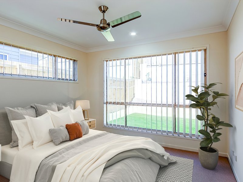 Photo - 35 Dysart Drive, Holmview QLD 4207 - Image 3