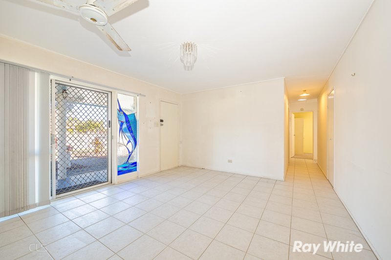 Photo - 35 Elcata Avenue, Bellara QLD 4507 - Image 4