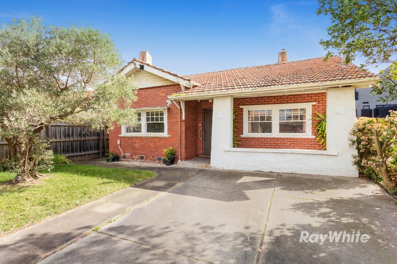 35 Elliott Avenue, Carnegie VIC 3163