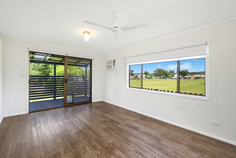 Photo - 35 Emora Ave , Davistown NSW 2251 - Image 18