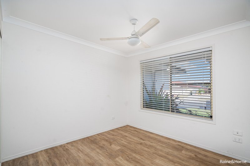 Photo - 35 Endeavour Way, Eli Waters QLD 4655 - Image 11