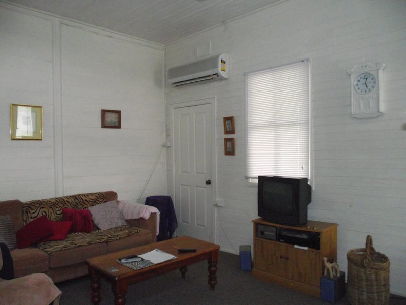 Photo - 35 Eric Street, Taree NSW 2430 - Image 5