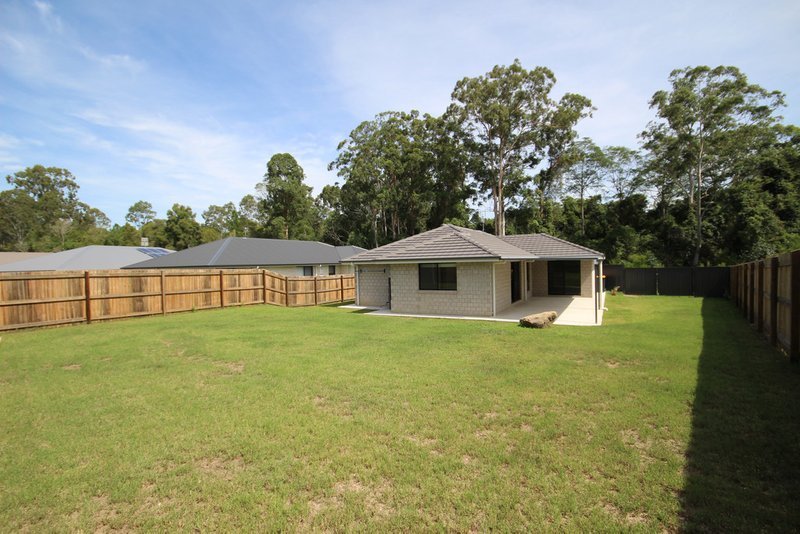 Photo - 35 Eumeralla Crescent, Landsborough QLD 4550 - Image 14