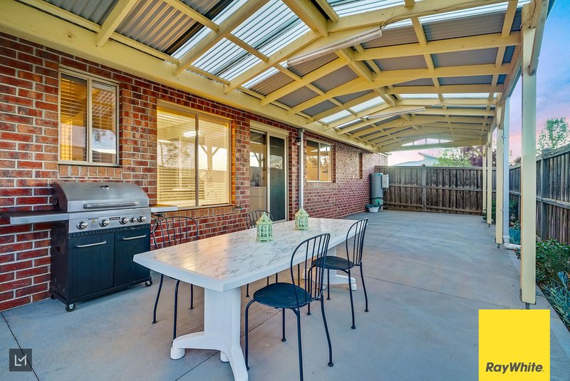 Photo - 35 Evadene Drive, Tarneit VIC 3029 - Image 19