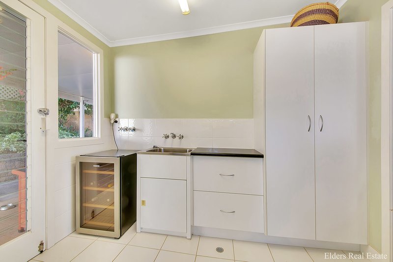 Photo - 35 Evelyn Street, Lammermoor QLD 4703 - Image 11