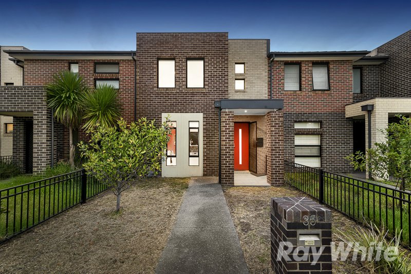 35 Evergreen Boulevard, Clayton South VIC 3169