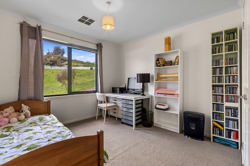 Photo - 35 Expedition Drive, Hewett SA 5118 - Image 20
