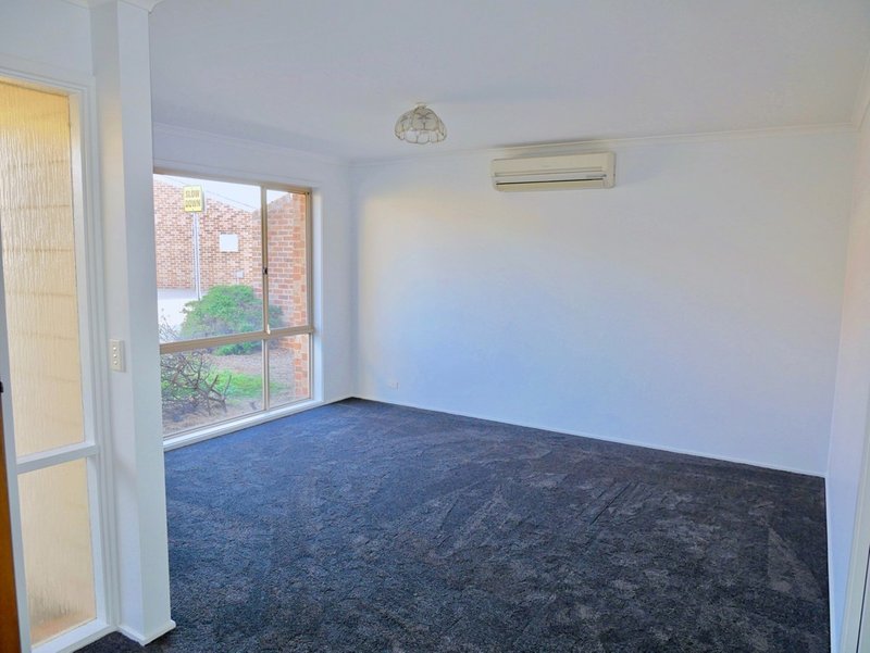 Photo - 3/5 Figg Place, Palmerston ACT 2913 - Image 2