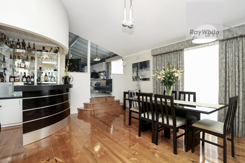 Photo - 35 Fisher Grove, Tullamarine VIC 3043 - Image 6