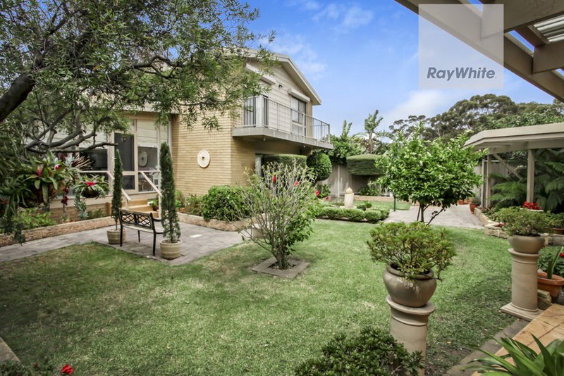 Photo - 35 Fisher Grove, Tullamarine VIC 3043 - Image 23